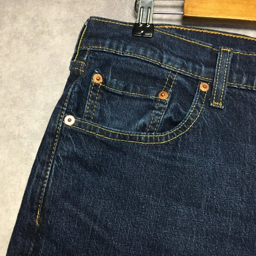 Levis Mens 550 Relaxed Fit Blue‎ Jeans size 32 to 33x34 Stretch Denim Pants